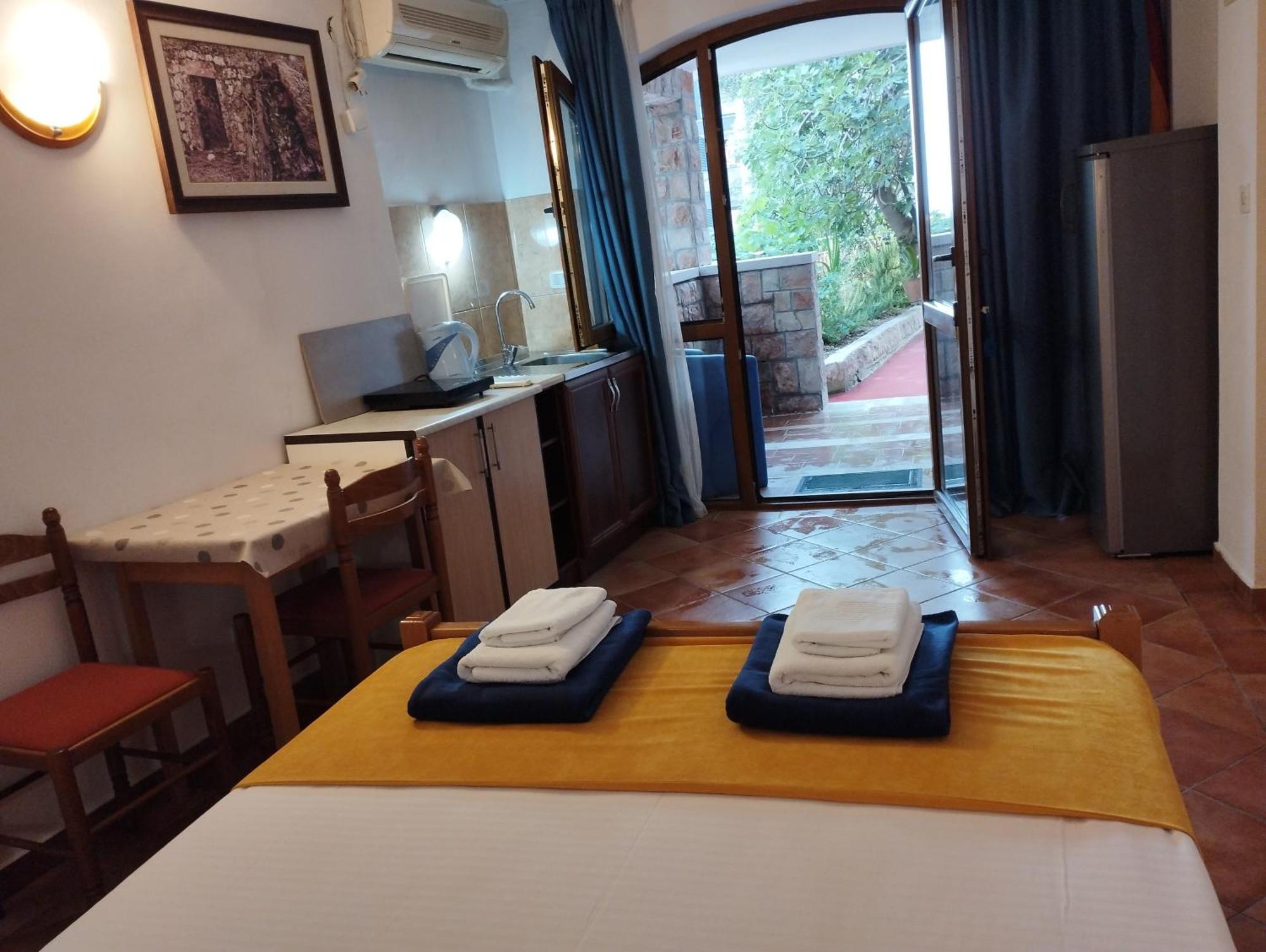 Zoro Apartments Sveti Stefan Szoba fotó